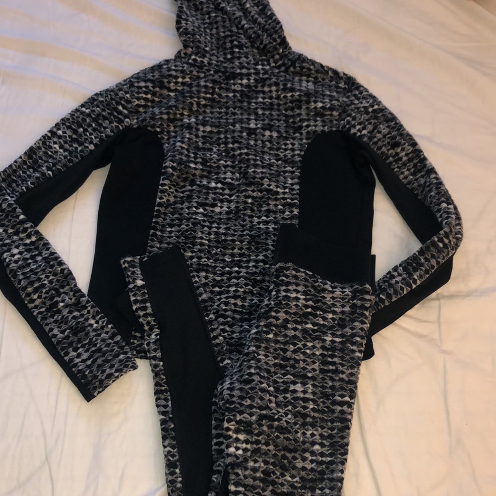 Nike Hyperwarm Set - image 5